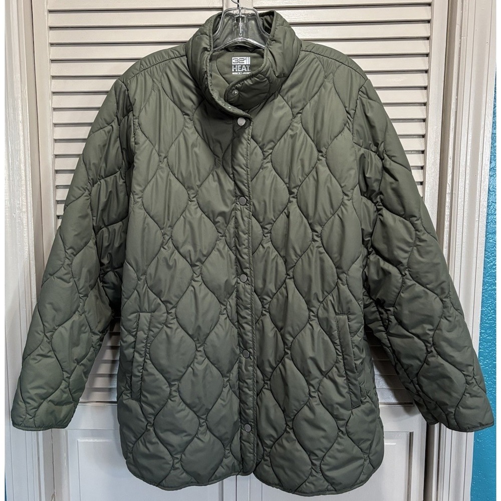 32 Heat Puffer Jacket Snap Up Size XL Pockets Long Sleeve‎ Collar Quilted Warm